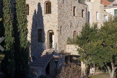 Villa a Sanremo, via Padre Semeria, 12 locali