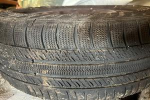 Cerchi con gomme golf