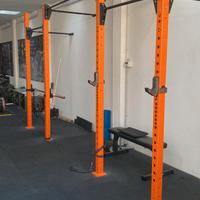 Rack da muro per palestra Lacertosus Usato