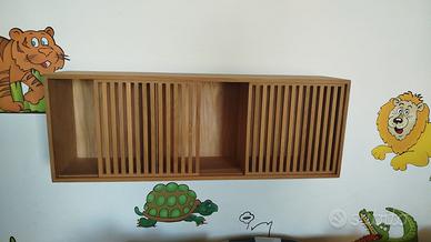 Scaffali in legno di rovere con 2 ante scorrevoli