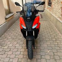 Aprilia SR GT 125 SPORT