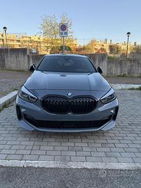 bmw serie 1 2021 allestimento M
