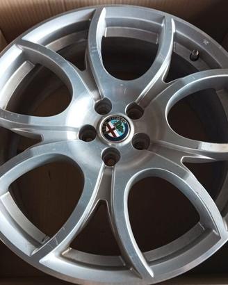 Cerchi in lega 18" originali Alfa 147 DUCATI