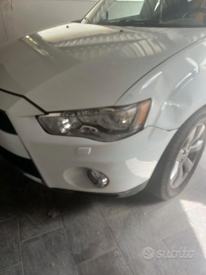 Mitsubishi Outlander 2ª(10-12)