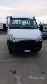 Autocarro iveco daily C13 ribaltabile trilaterale