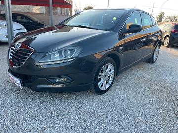 Lancia Delta 1.6 MJT DPF Silver