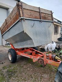 Rimorchio agricolo