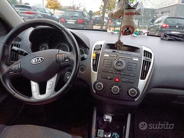  Kia Ceed sport wagon 2011