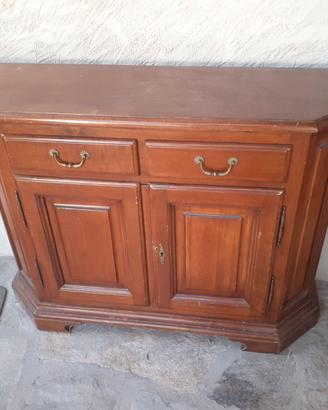 Mobile interno in legno