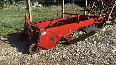 Attrezzo scavacipolle CARLOTTI per trattore