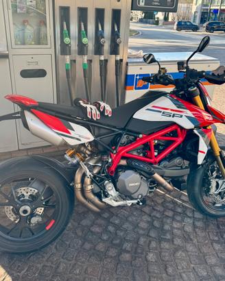 Hypermotard 950sp