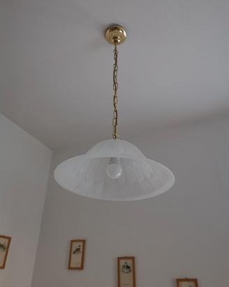 Lampadario con cupola in vetro