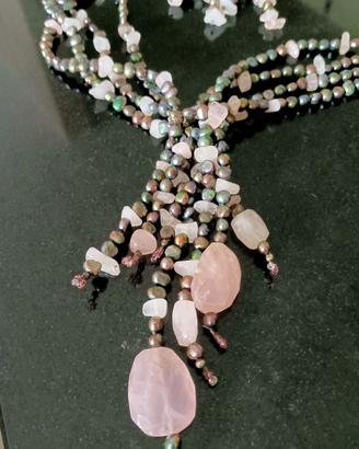 PARURE COLLANA E ORECCHINI IN QUARZO ROSA E PERLE