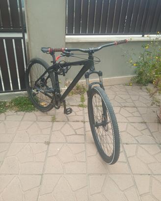 Vend0 bici(LEGGERE DISCRIZIONE)