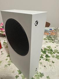Xbox serie S + joypad mai usato