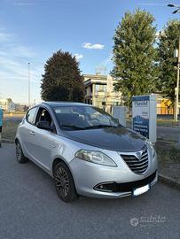 Lancia Ypsilon 1.2 ok neopatentati