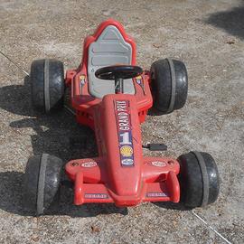 automobilina a pedali