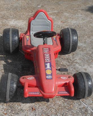 automobilina a pedali