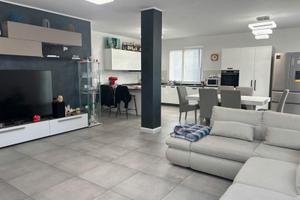 Ronco all'Adige: porzione di bifamiliare