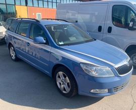 SKODA Octavia 2.0 TDI CR F.AP. Wagon Ambition