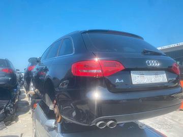 AUDI A4 PER RICAMBI