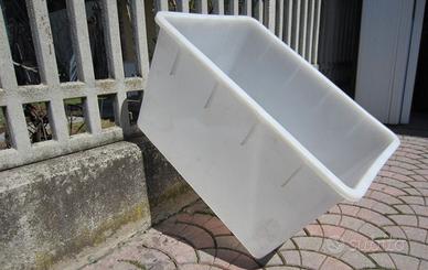 Mastello rettangolare lt.220