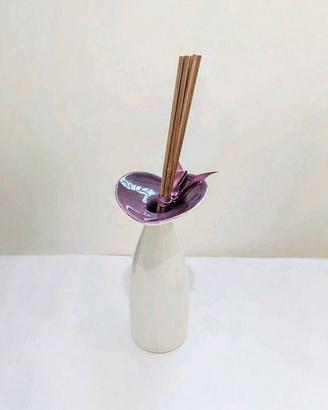 Elegante profumatore d'ambiente in porcellana bian