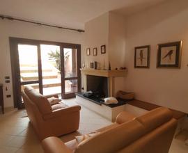 Villa Indipendente con giardino