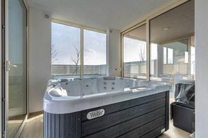 Appartamento di 136 m² con 4 locali e box auto a O