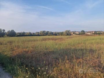 Terreno di 11000 m² a Roma