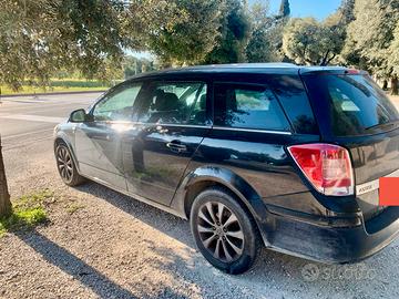 Opel Astra SW 1.7 CDTI 110cv – GUASTO MOTORE