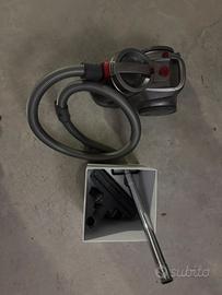 Aspirapolvere a traino Kennex