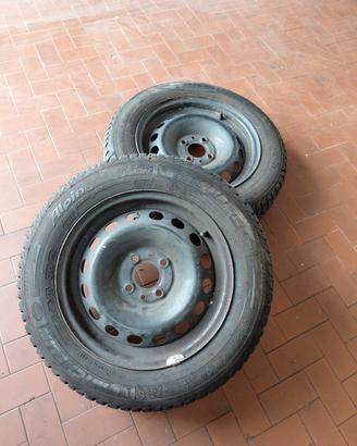 4 pneumatici invernali 165 70 R14
