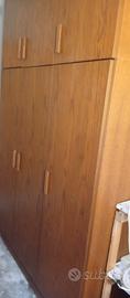 Armadio in legno