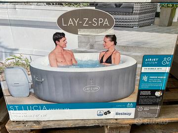 Piscina idromassaggio