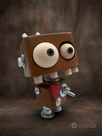 Robot steampunk industriale in legno e metallo