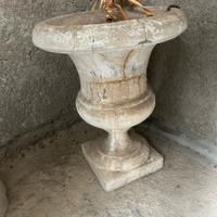 vaso con piccoli difetti da restaurare