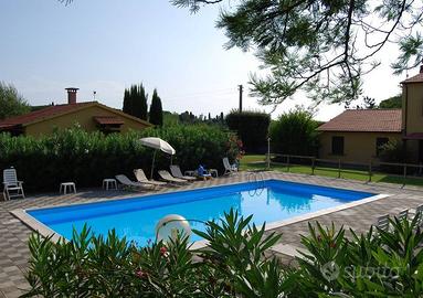 Vacanze con piscina e giardino