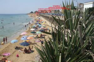 Casa vac. 10 metri dal mare Avola SR 3453533610