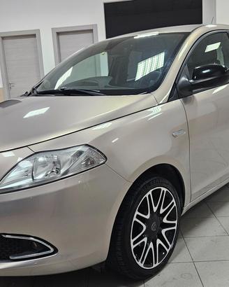 Lancia Ypsilon 1.3 MJT 16V 95 CV 5 porte S&S Gold