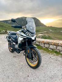 CFMOTO MT 800 – 09/2023 – 20.000 km – Pari al nuov