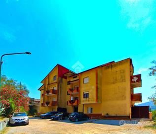 4 LOCALI A CASAL VELINO