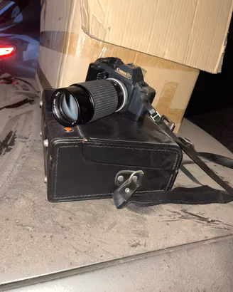 Canon T70 Reflex + Zoom 70-210 + Flash 277T Kit