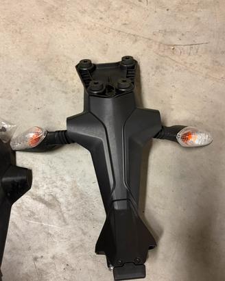 Porta targa ducati suoersport con frecce