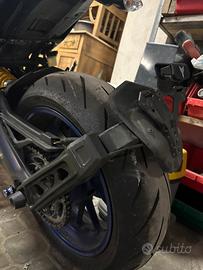 Portatarga basso yamaha mt09