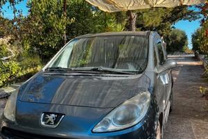 Peugeot 1007 - anno 2008