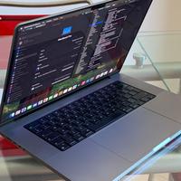 Macbook Pro 16" M1 MAX 32gb 1TB in garanzia 1 anno