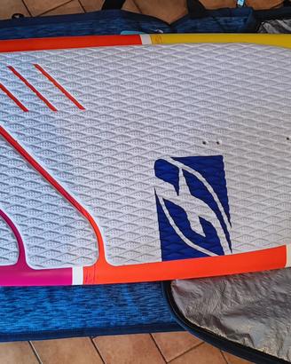 Tavola Kitesurf F-one SLICE 2018