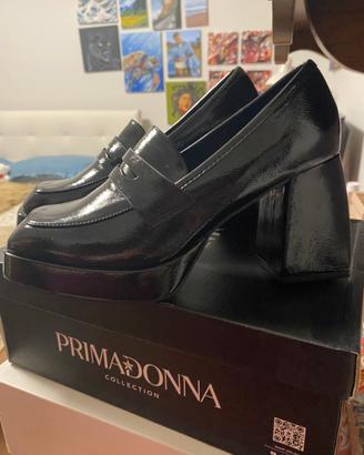 Scarpe prima donna