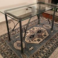 TAVOLO IN VETRO